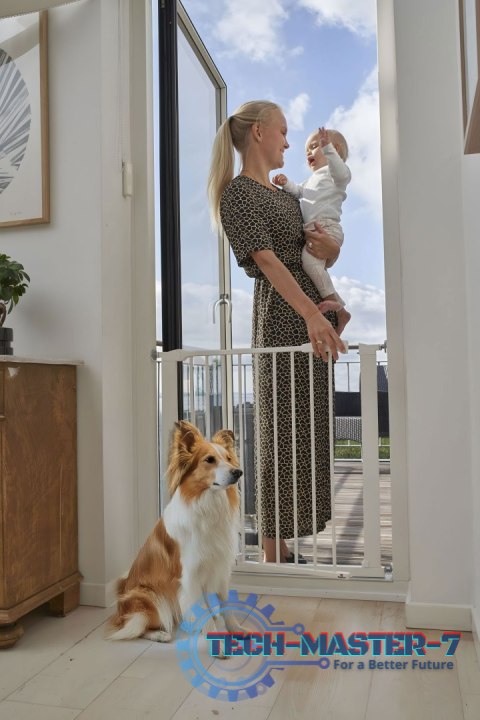Bramka barierka zabezpieczająca 74-105 cm na schody i drzwi stal dodatkowe panele biała ECOTOYS ECOTOYS Bramka barierka zabezpieczająca 74-105 cm na schody i drzwi stal dodatkowe panele biała ECOTOYS ECOTOYS