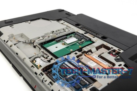Adapter na dysk SATA/HDD 2,5" M.2 /mSATA SATA 3,6 Gbit/s, zapis do 520 MB/s Aluminiowa Adapter na dysk SATA/HDD 2,5" M.2 /mSATA SATA 3,6 Gbit/s, zapis do 520 MB/s Aluminiowa
