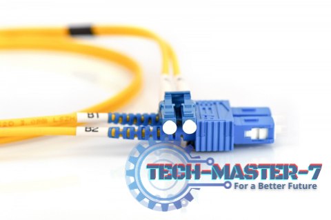 Patch cord światłowodowy FO LC/SC, duplex, SM 9/125, OS2, LSOH, 1m, żółty Patch cord światłowodowy FO LC/SC, duplex, SM 9/125, OS2, LSOH, 1m, żółty